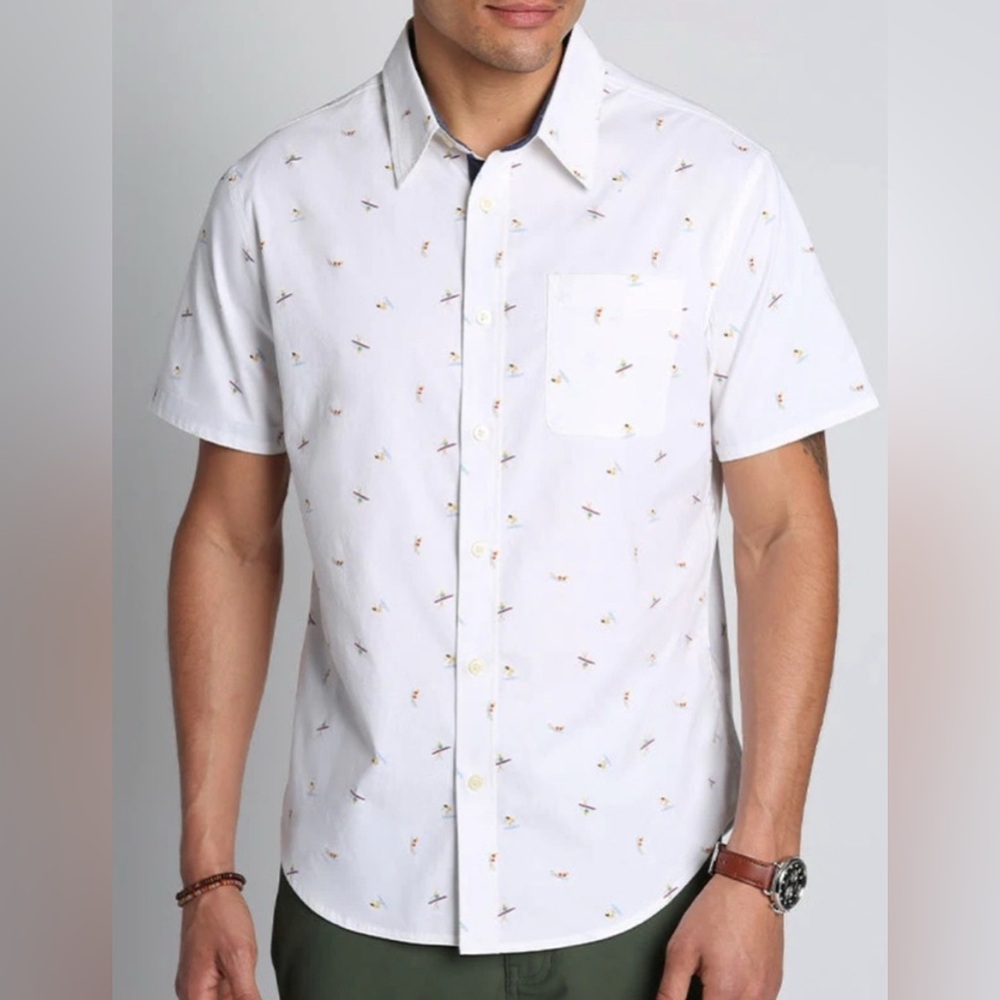 Jachs White Casual‎ Button Down Shirt Relaxed Fit.  Surfer guys on it.
